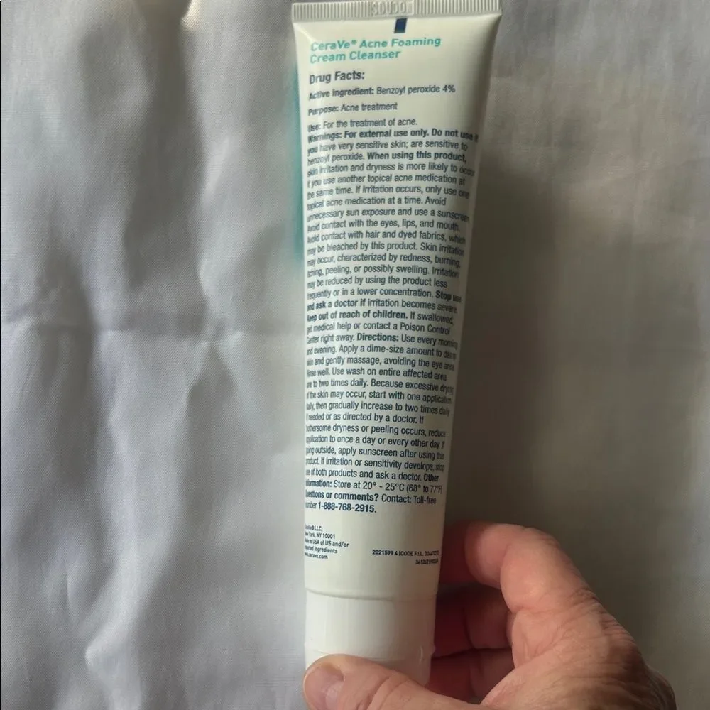 Cerave Acne Foaming Cream Cleanser  5 oz Size